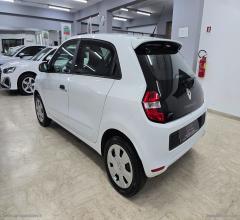 Auto - Renault twingo sce life