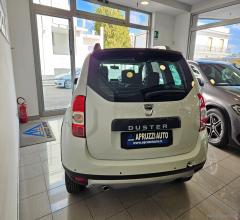 Auto - Dacia duster 1.6 110 cv 4x2 gpl laurÃ©ate