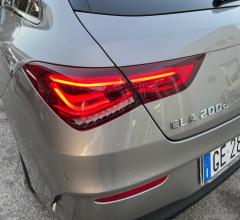 Auto - Mercedes-benz cla 200 d aut. 4m shooting brake premium