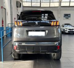 Auto - Peugeot 3008 hybrid 225 e-eat8 allure