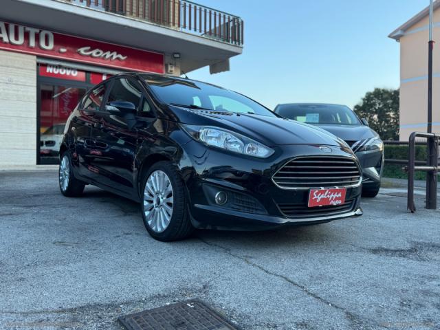 Ford fiesta 1.4 5p. bz.- gpl