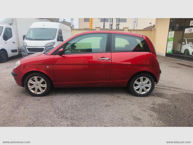 Auto - Lancia ypsilon 1.2 16v oro