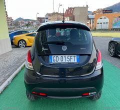 Auto - Lancia ypsilon 1.0 firefly 5p.s&s hyb. eco gold