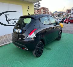 Auto - Lancia ypsilon 1.0 firefly 5p.s&s hyb. eco gold