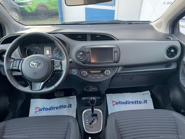 Auto - Toyota yaris 1.5 hybrid 5p. business