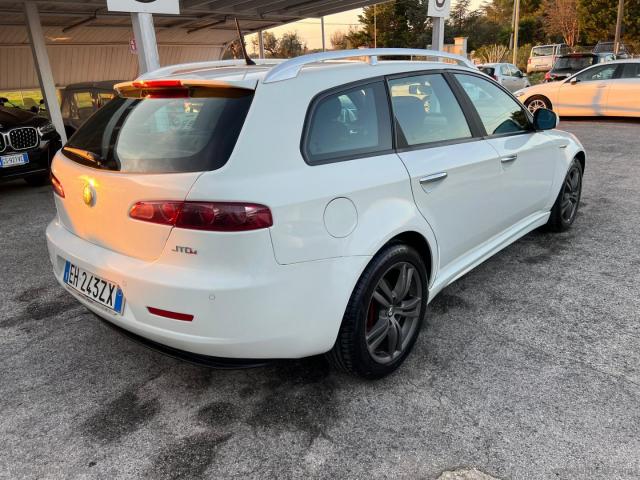 Auto - Alfa romeo 159 2.0 jtdm sw super