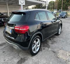 Auto - Mercedes-benz gla 200 d automatic sport