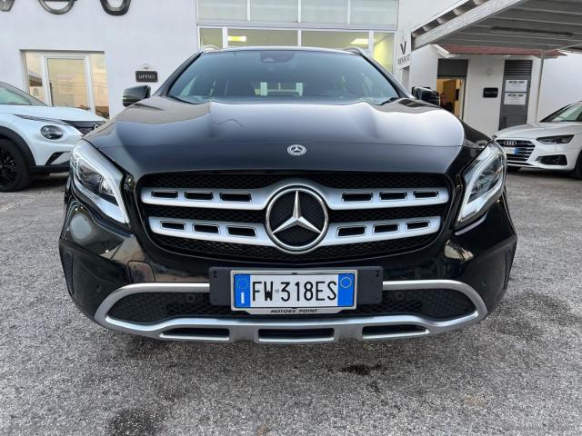 Auto - Mercedes-benz gla 200 d automatic sport