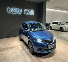 Auto - Lancia ypsilon 1.0 firefly 5p.s&s hyb. platino