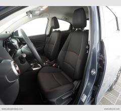 Auto - Mazda mazda2 1.5 90 e-skyactiv-g m-hyb. homura