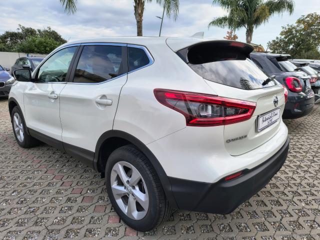 Auto - Nissan qashqai 1.5 dci business