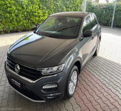 Auto - Volkswagen t-roc 2.0 tdi 150 cv dsg business bmt