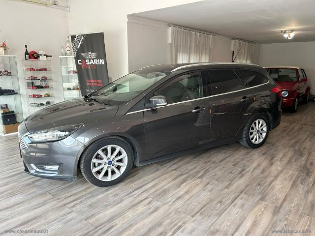 Auto - Ford focus 1.5 tdci 120 cv sw titanium powershift