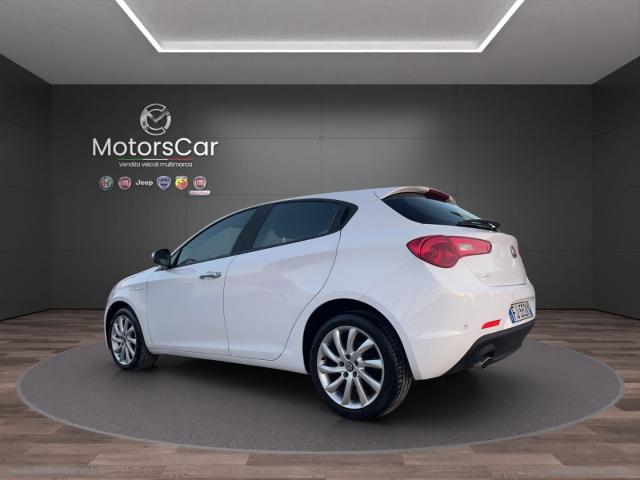 Auto - Alfa romeo giulietta 1.6 jtdm 120 cv super