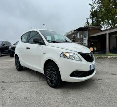 Auto - Lancia ypsilon 1.2 69 cv 5p. s&s elefantino blu