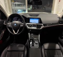 Auto - Bmw 320d touring sport