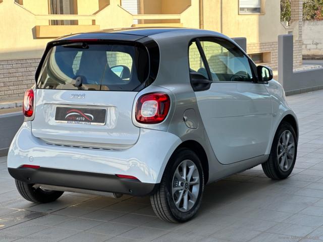 Auto - Smart fortwo 70 1.0 twinamic prime