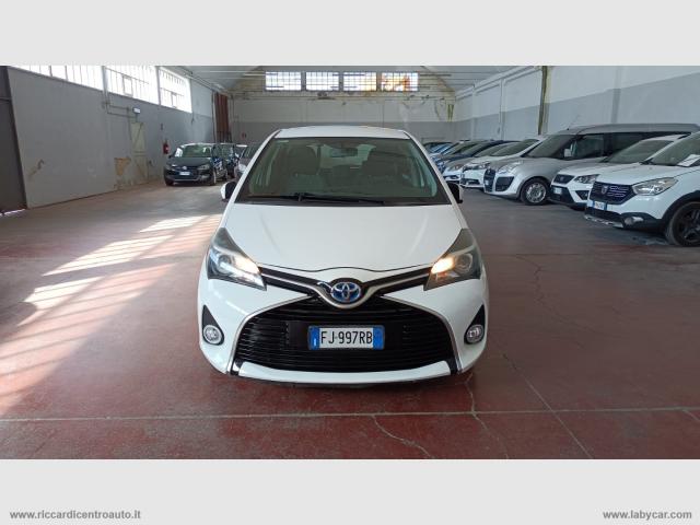 Auto - Toyota yaris 1.5 hybrid 5p. active