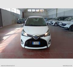 Auto - Toyota yaris 1.5 hybrid 5p. active