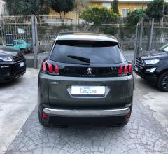 Auto - Peugeot 3008 bluehdi 130 s&s eat8 business