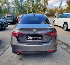 Auto - Alfa romeo giulia 2.2 td 136 cv at8 super