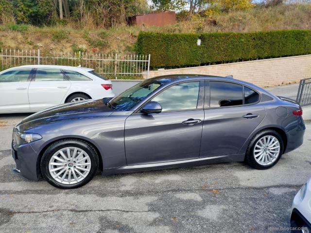 Auto - Alfa romeo giulia 2.2 td 136 cv at8 super