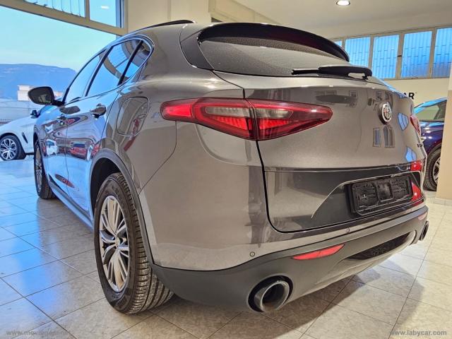 Auto - Alfa romeo stelvio 2.2 t.diesel 160cv at8 rwd