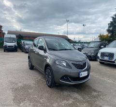 Auto - Lancia ypsilon 1.0 firefly 5p.s&s hyb. eco gold