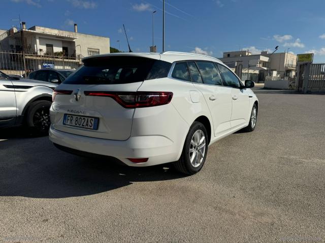 Auto - Renault mÃ©gane sporter dci 8v 110cv energy duel2