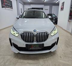 Auto - Bmw 118d 5p. m sport