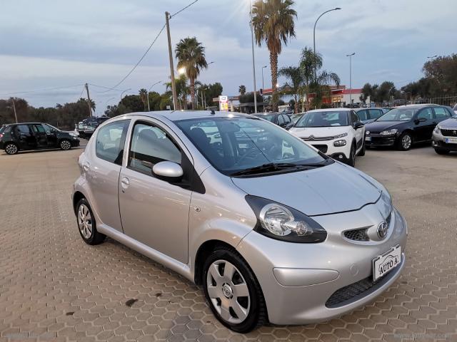 Auto - Toyota aygo 1.0 vvt-i 5p. sol