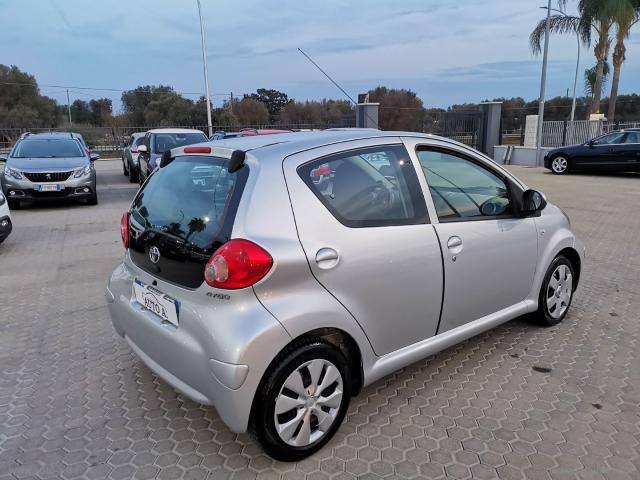 Auto - Toyota aygo 1.0 vvt-i 5p. sol