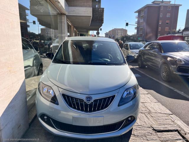 Lancia ypsilon 1.0 firefly 5p. s&s hybrid oro