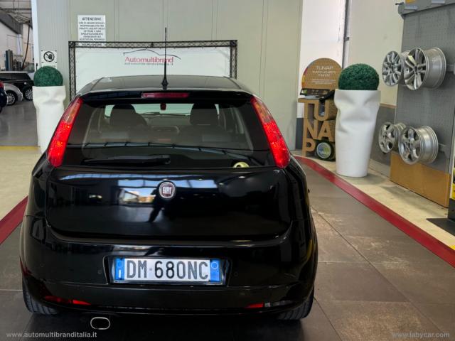 Auto - Fiat grande punto 1.4 t-jet 16v 5p. sport