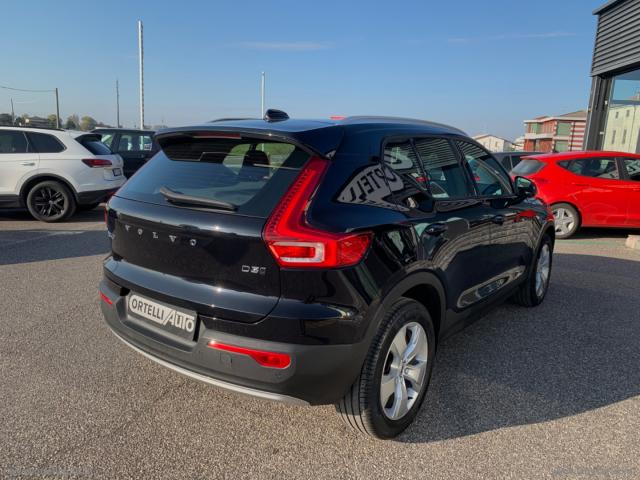 Auto - Volvo xc40 d3 awd geartronic business plus n1