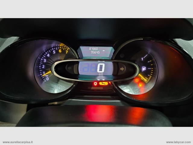 Auto - Renault clio 1.2 75 cv 5p. live