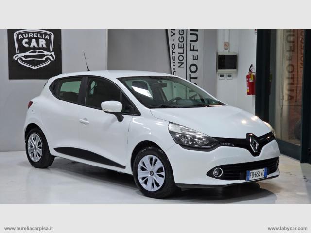 Auto - Renault clio 1.2 75 cv 5p. live