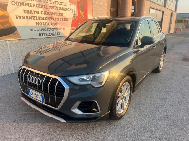 Audi q3 35 tdi s tronic business advanced