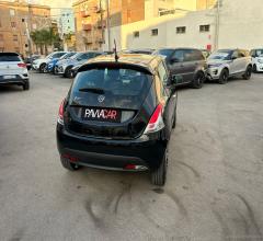 Auto - Lancia ypsilon 1.0 firefly 5p.s&s hybrid silver