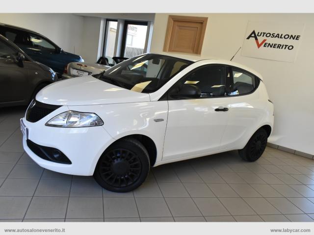 Lancia ypsilon 1.2 69 cv 5p. gpl ecochic gold