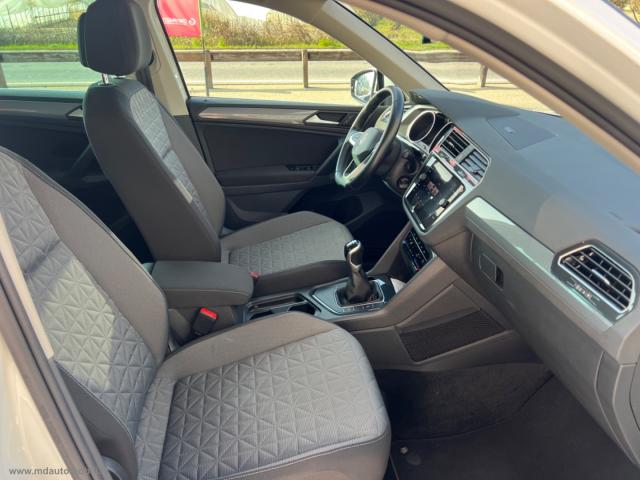 Auto - Volkswagen tiguan 1.5 tsi act life