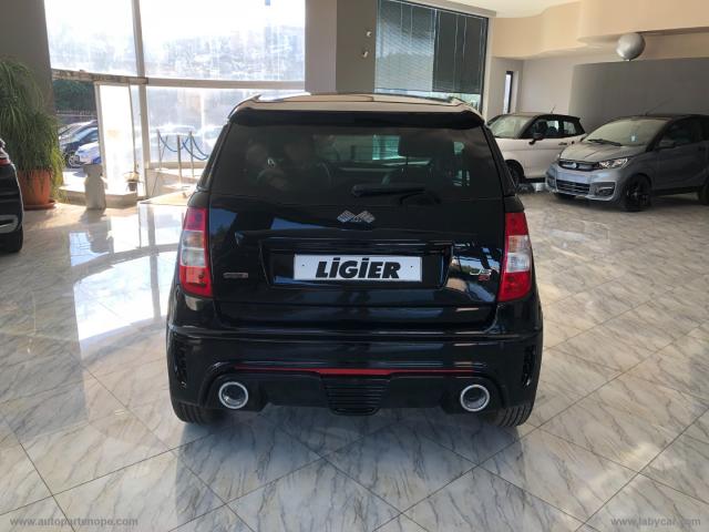 Auto - Ligier js50 dci sport ultimate ice