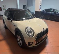 Auto - Mini mini cooper d clubman