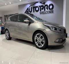 Auto - Kia cee d 1.6 crdi 128 cv 5p. class