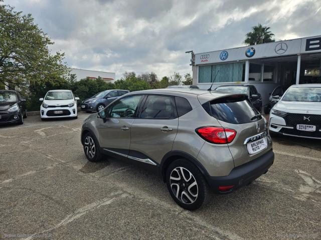 Auto - Renault captur 1.5 dci 8v 90 cv s&s intens