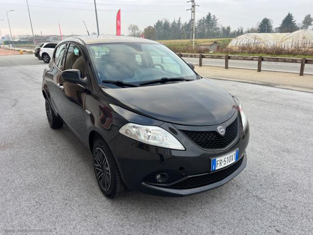 Auto - Lancia ypsilon 0.9 t.air 85cv 5p. met.ec. gold