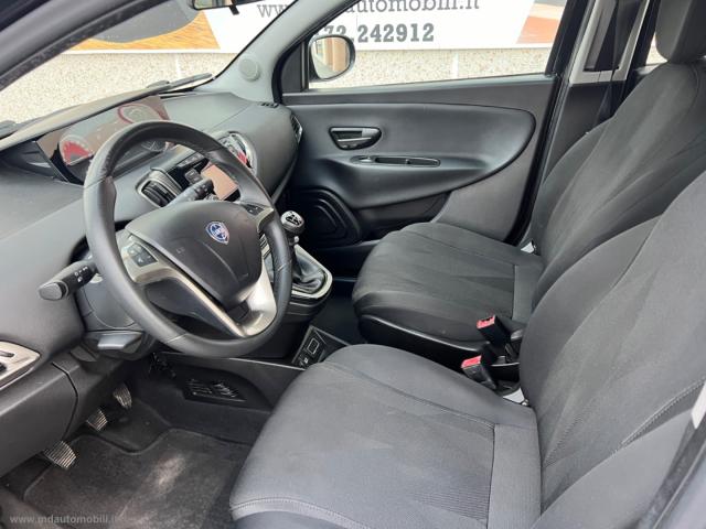 Auto - Lancia ypsilon 0.9 t.air 85cv 5p. met.ec. gold