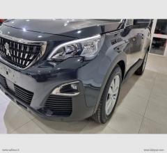 Auto - Peugeot 3008 bluehdi 120 s&s eat6 business