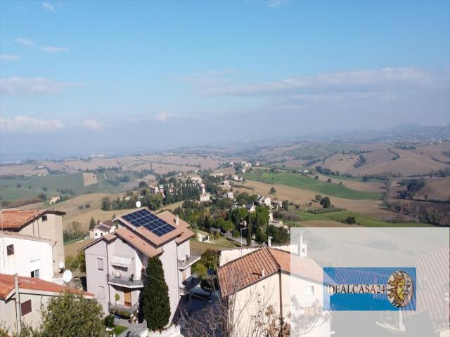 Appartamenti in Vendita - Casa indipendente in vendita a santa maria nuova centrale