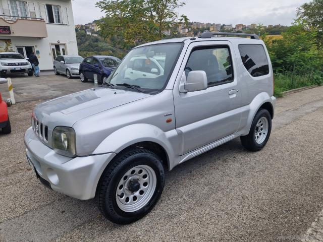 Auto - Suzuki jimny 1.3 4wd jlx